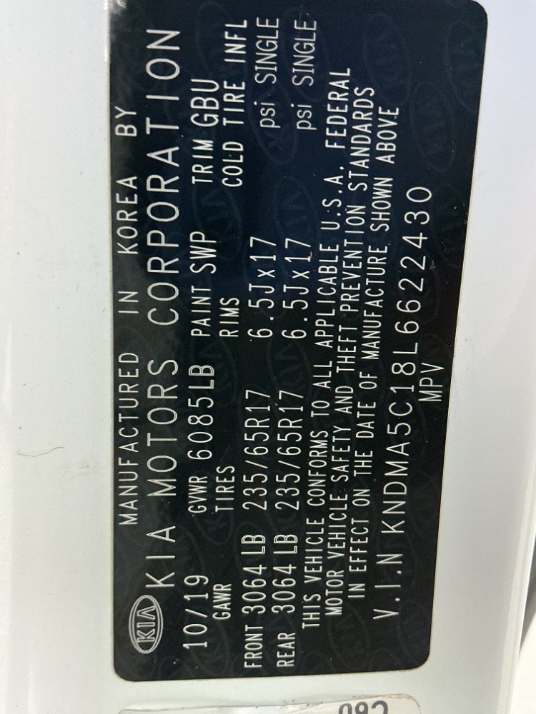 Used 2020 Kia Sedona L FWD image 46
