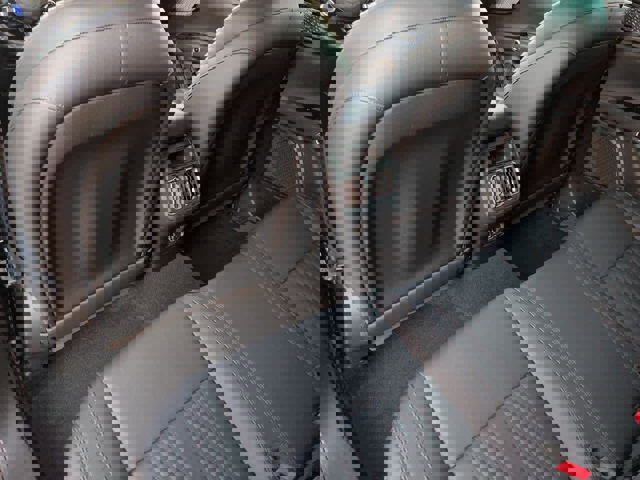 Used 2024 Maserati Grecale GT image 18