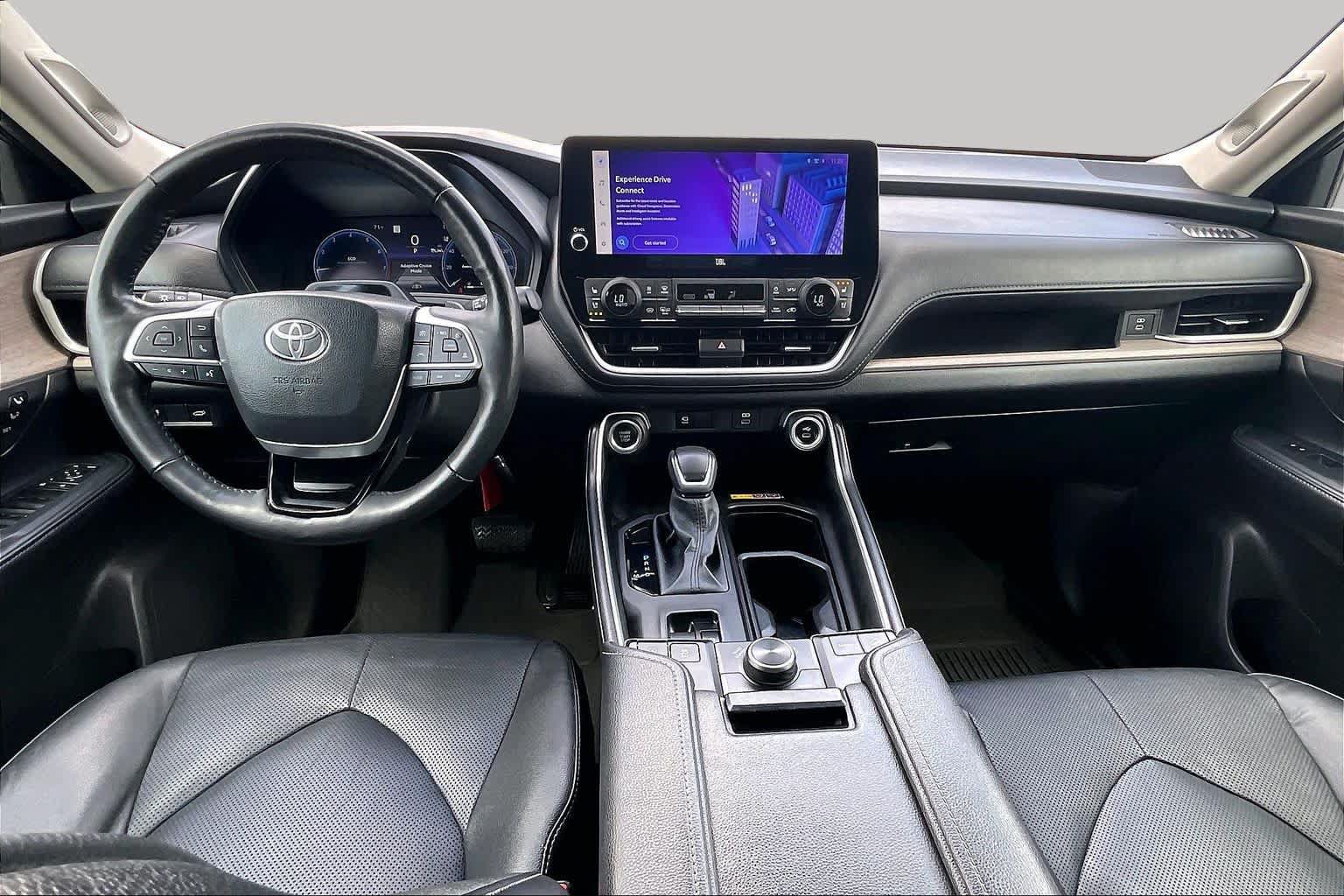 Used 2024 Toyota Grand Highlander AWD image 15