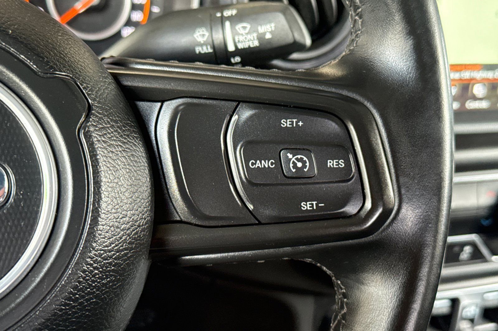 Used 2022 Jeep Gladiator Sport AWD/4WD image 36