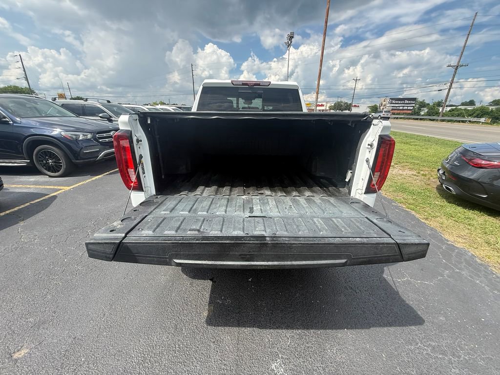 Used 2022 GMC Sierra 1500 Denali w/ Technology Package AWD/4WD image 5