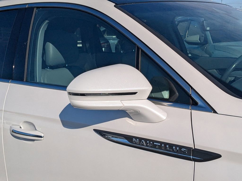 Used 2019 Lincoln Nautilus Reserve AWD/4WD image 9