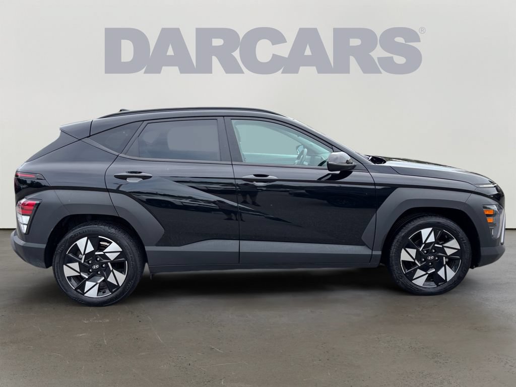 Used 2024 Hyundai Kona SEL FWD image 8