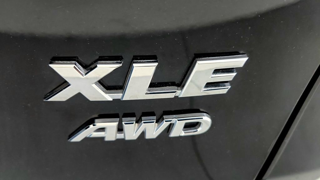 Certified 2025 Toyota RAV4 XLE AWD/4WD image 14