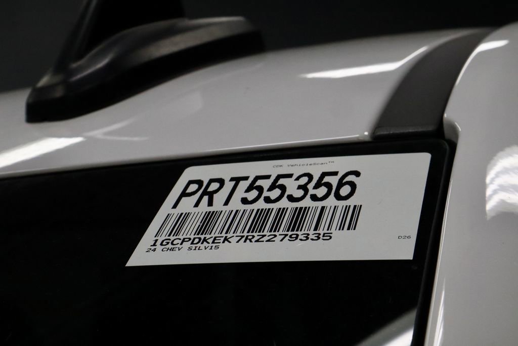 Used 2024 Chevrolet Silverado 1500 LT AWD/4WD image 32