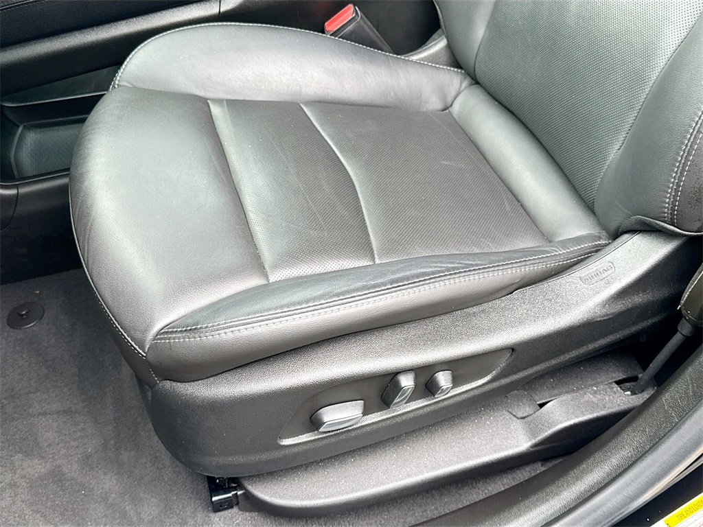 Used 2024 Cadillac XT6 Premium Luxury w/ Technology Package image 21