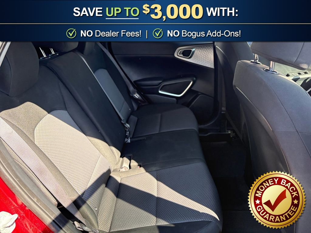 Used 2023 Kia Soul LX w/ LX Technology Package FWD image 23