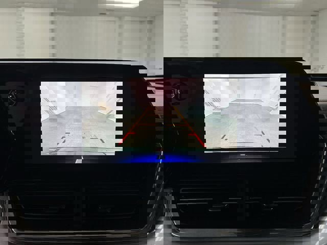 Certified 2025 Chevrolet Trax LT w/ LT Convenience Package image 14