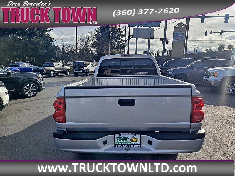 Used 2010 Dodge Dakota Big Horn w/ Convenience Group image 4