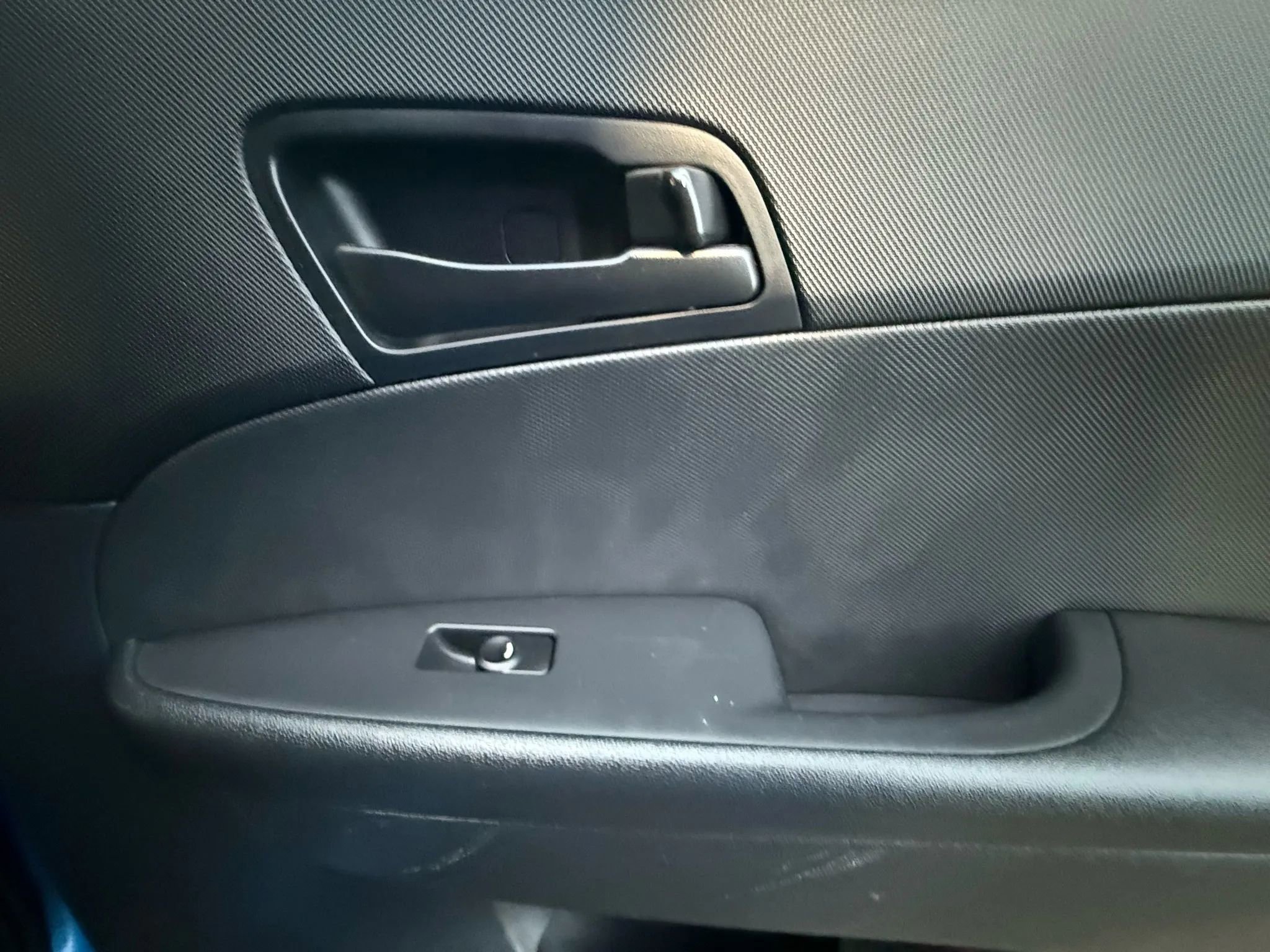 Used 2010 Hyundai Elantra GLS image 23