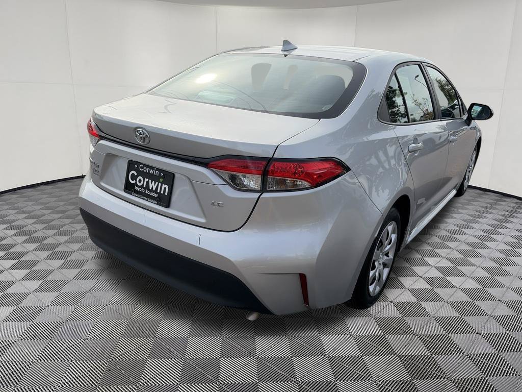 Used 2025 Toyota Corolla LE FWD image 8