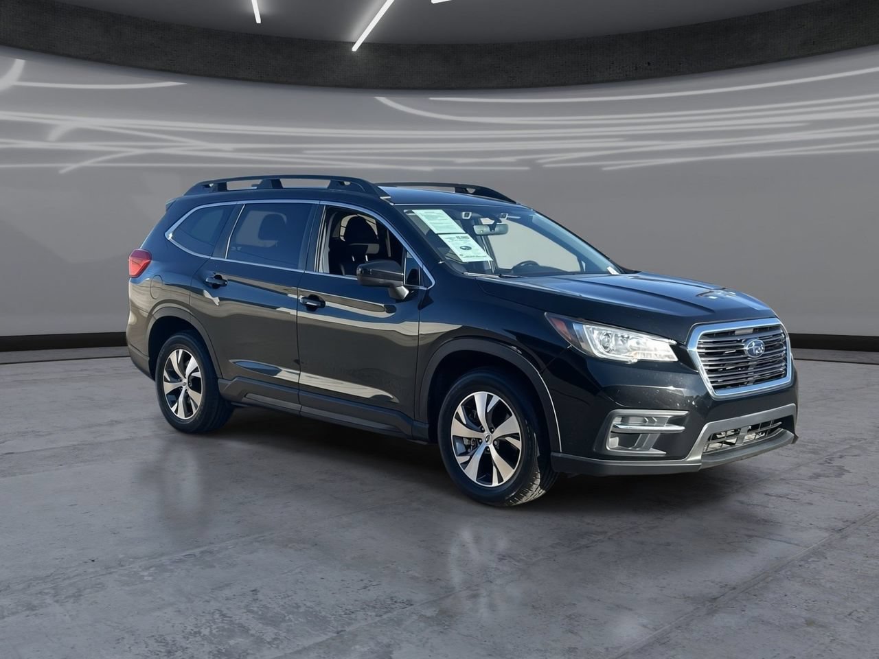 Used 2019 Subaru Ascent Premium AWD/4WD image 2