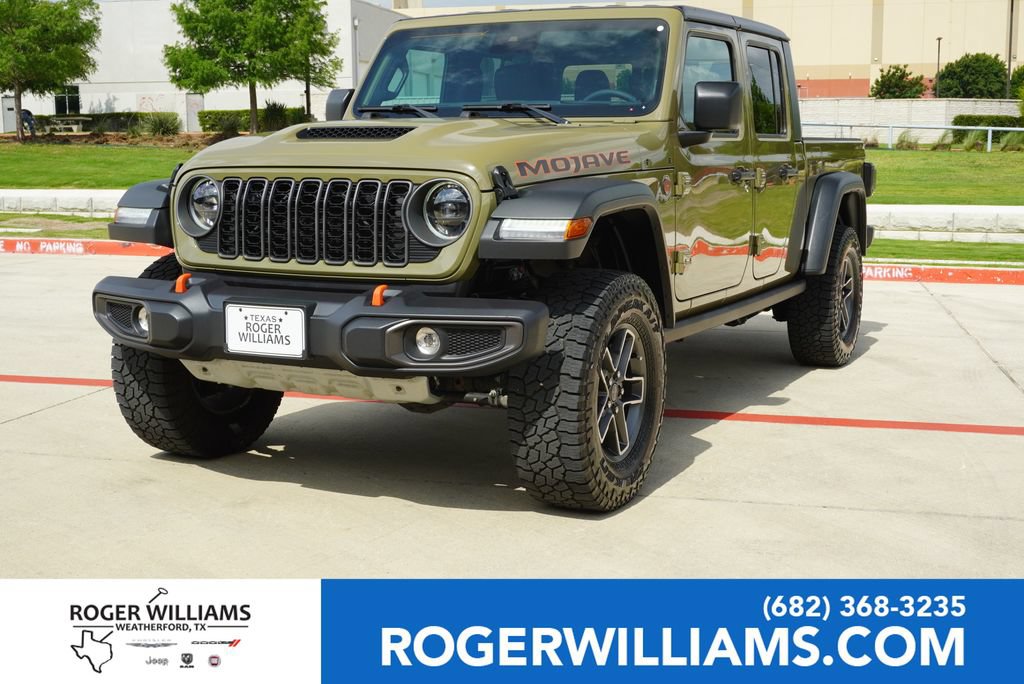 Used 2025 Jeep Gladiator Mojave w/ Convenience Group AWD/4WD image 1