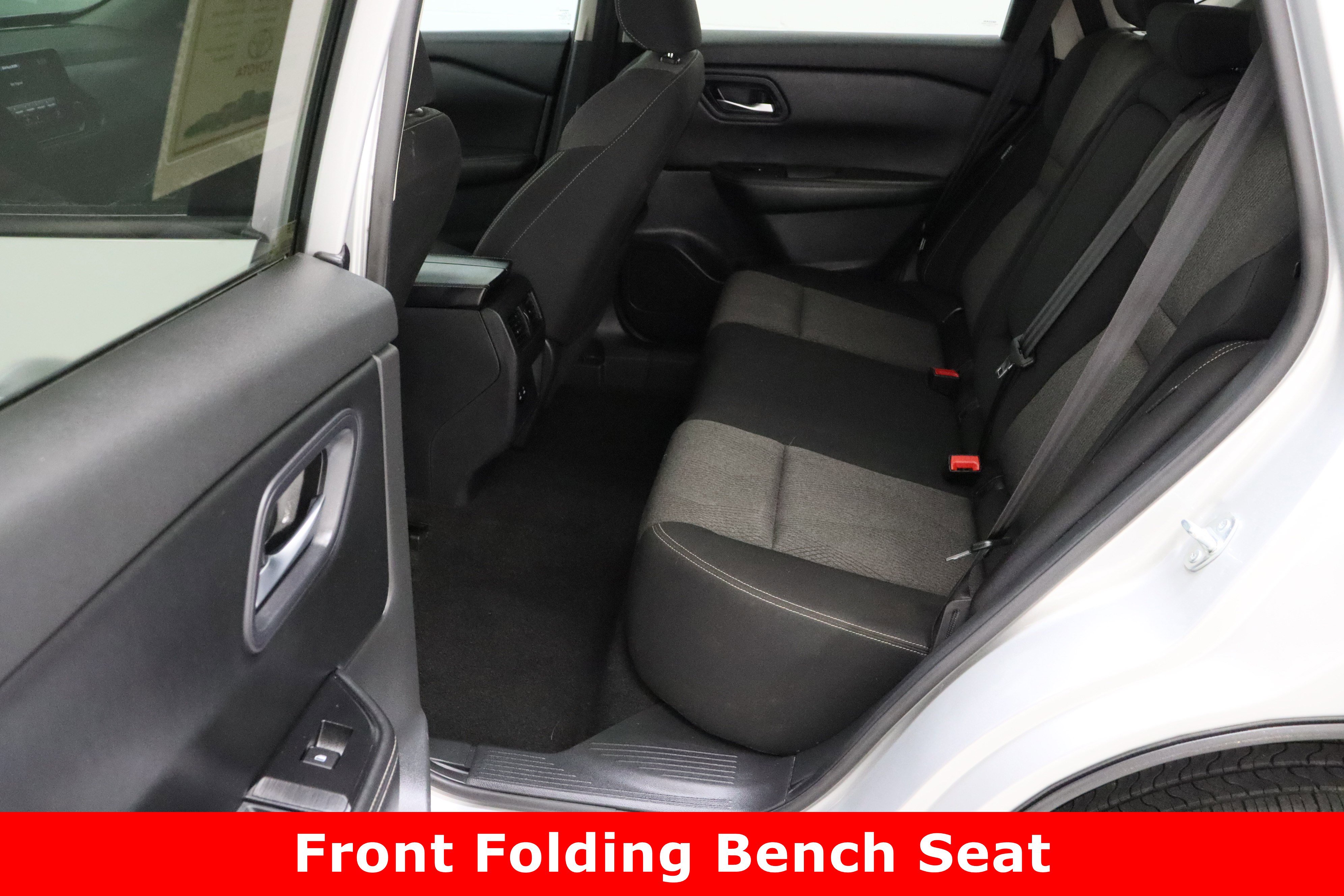 Used 2024 Nissan Rogue SV image 28