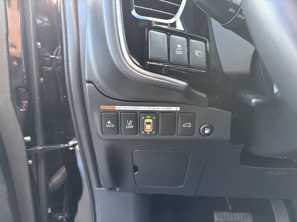 Used 2020 Mitsubishi Outlander GT image 30