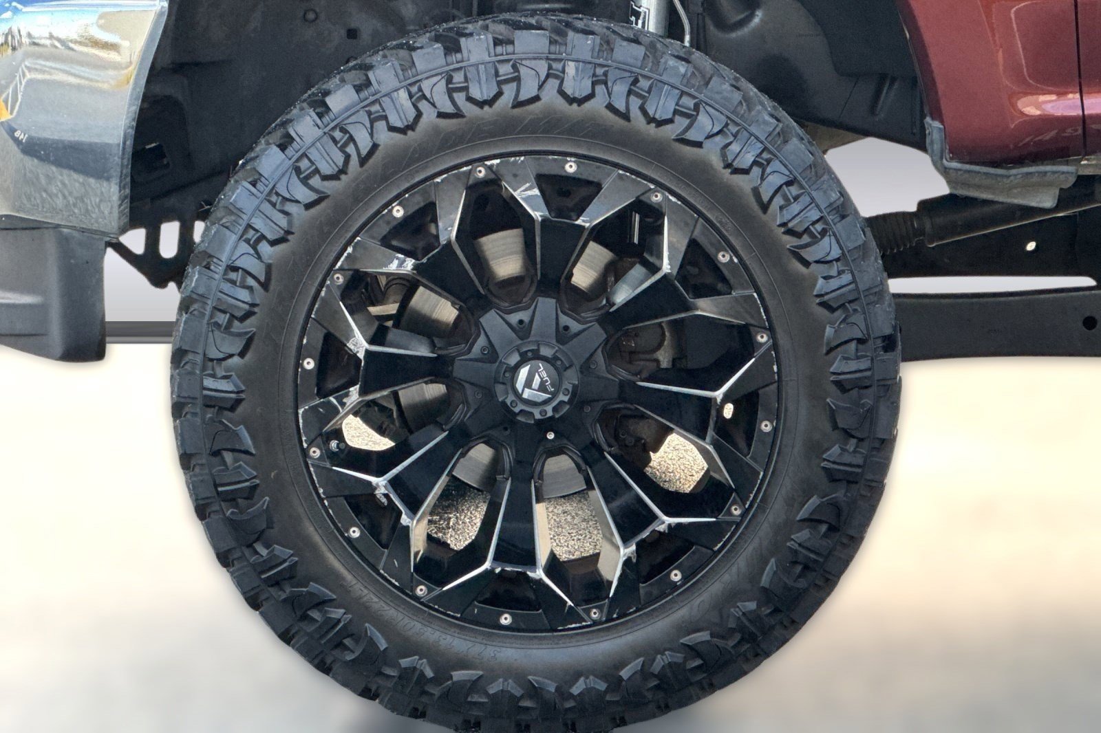 Used 2017 Ford F250 Lariat w/ Chrome Package image 11