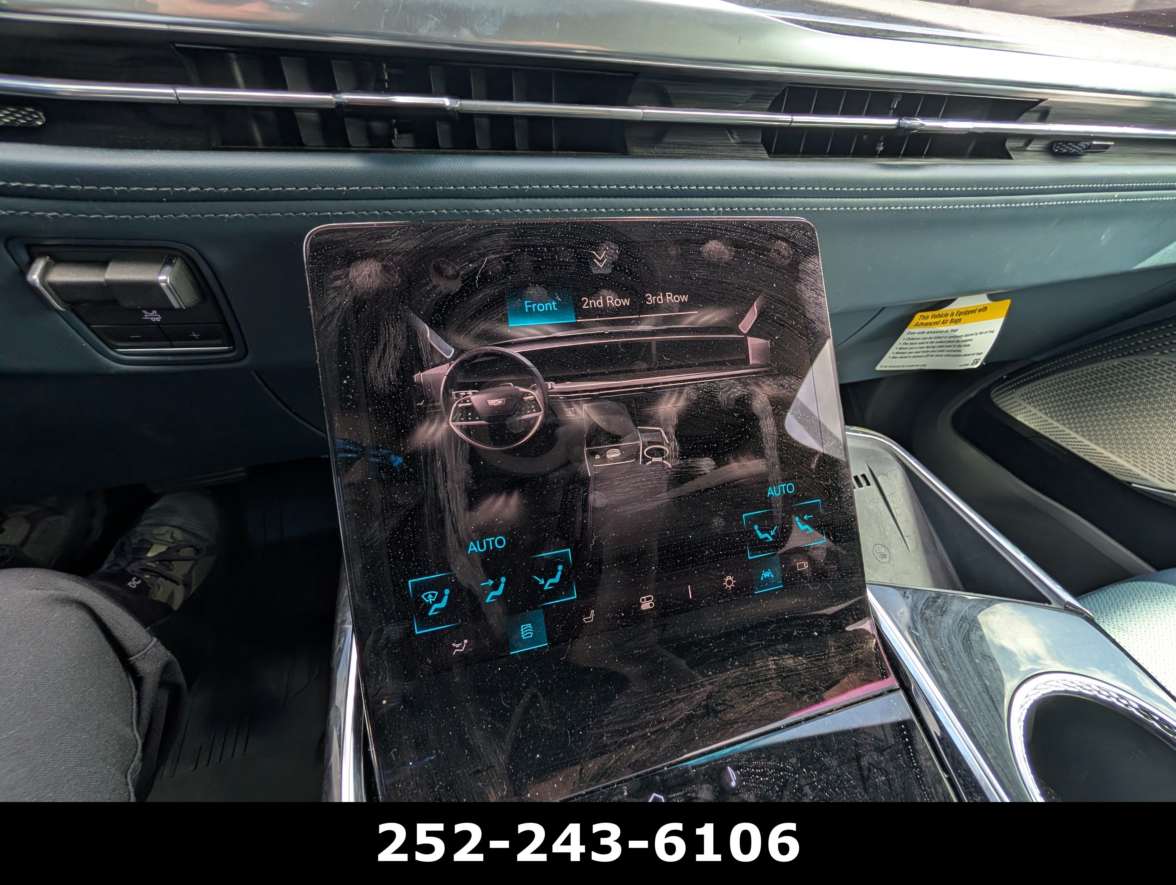 Used 2026 Cadillac Escalade IQ Sport 2 w/ LPO, Premium Carpet Package AWD/4WD image 17