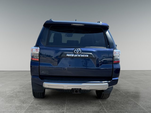 Used 2021 Toyota 4Runner TRD Off-Road Premium AWD/4WD image 3
