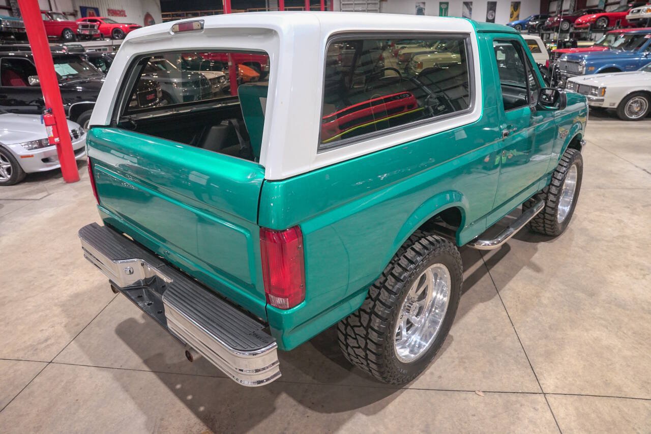 Used 1995 Ford Bronco XLT AWD/4WD image 17