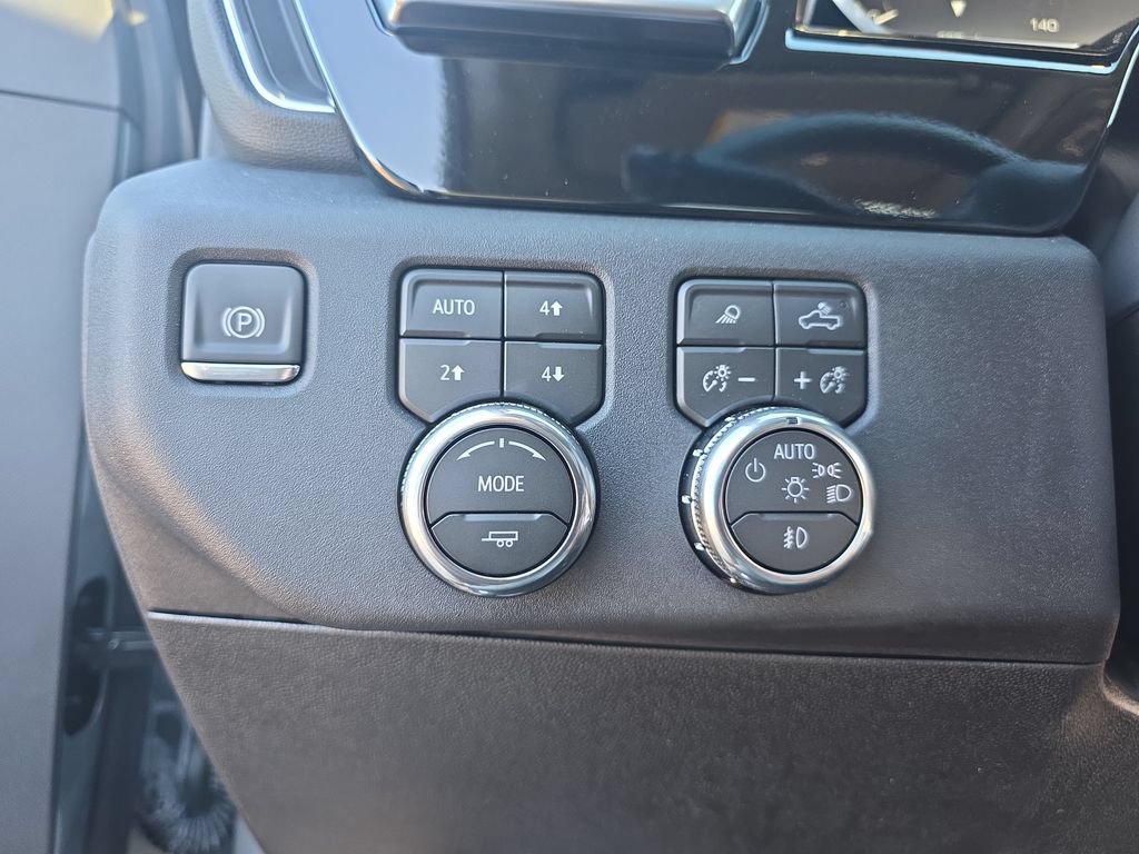 New 2026 GMC Sierra 2500 SLT w/ Max Trailering Package AWD/4WD image 25
