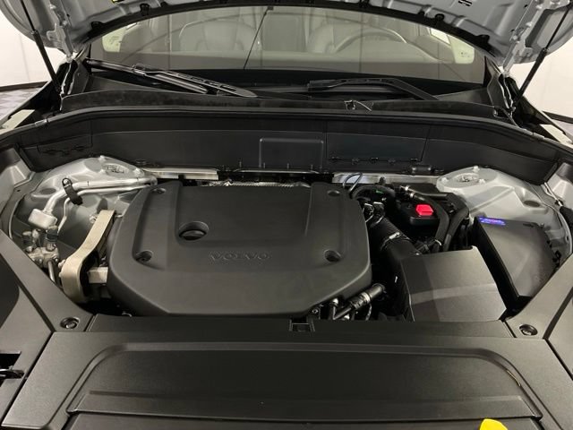 Certified 2025 Volvo XC90 B6 Plus w/ Protection Package Premier AWD/4WD image 41