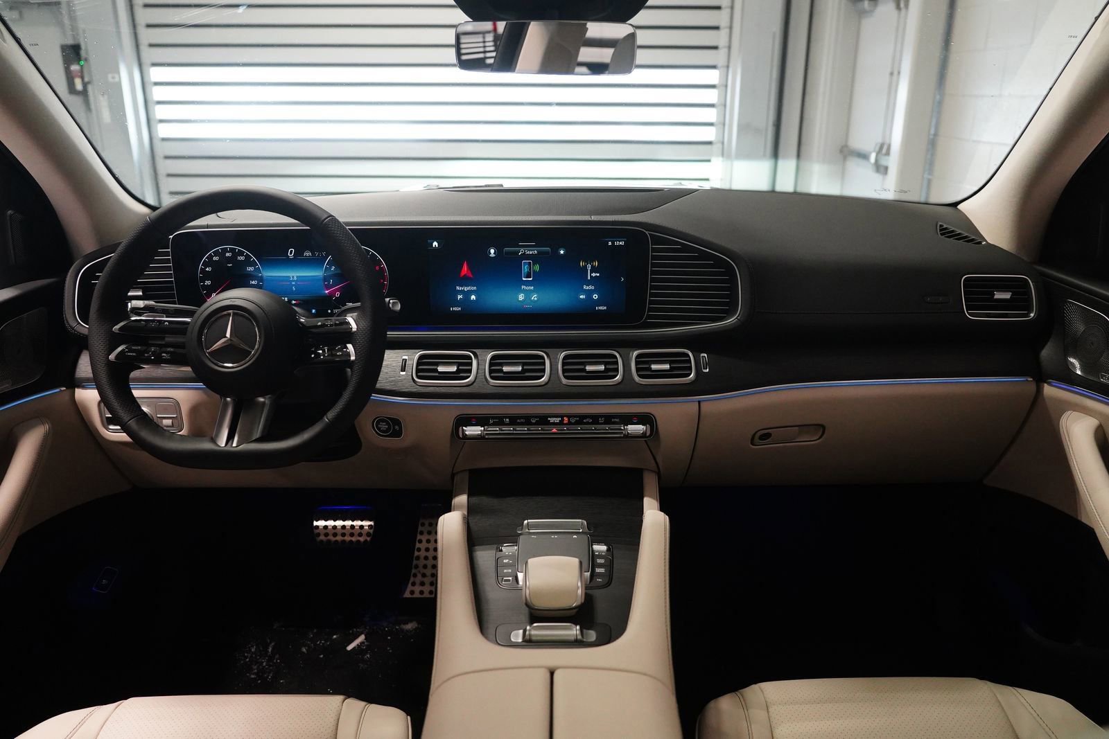 New 2026 Mercedes-Benz GLS 450 4MATIC image 18