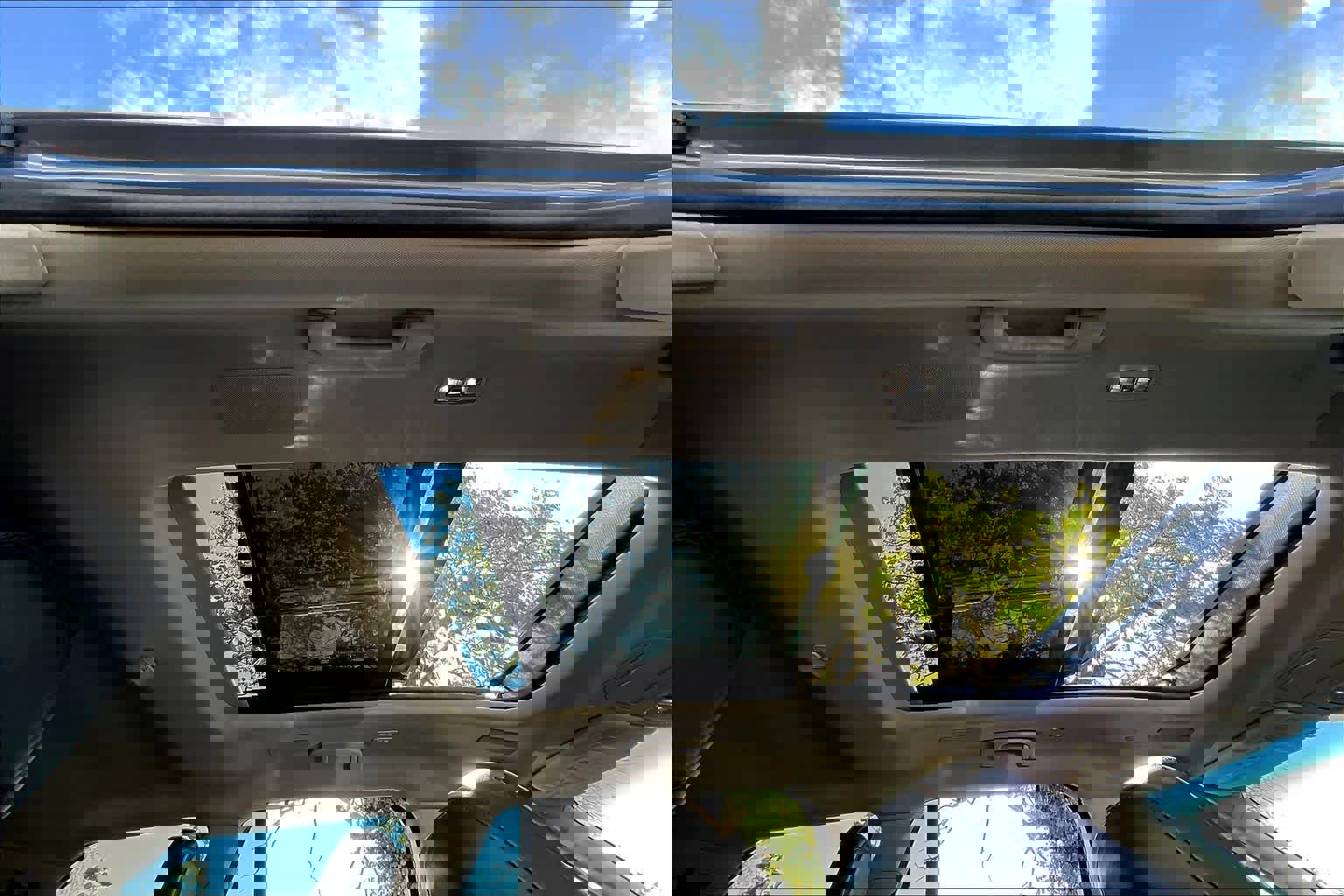 Used 2023 Lincoln Aviator Reserve w/ Equipment Group 201A image 13