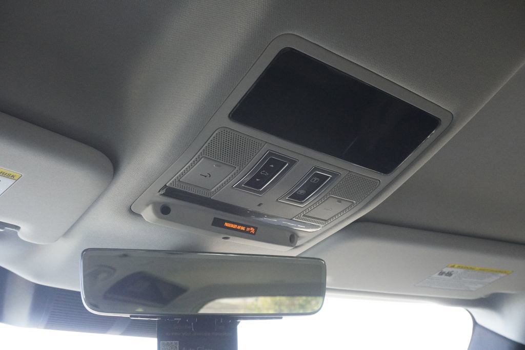 New 2026 Land Rover Defender 110 S image 16