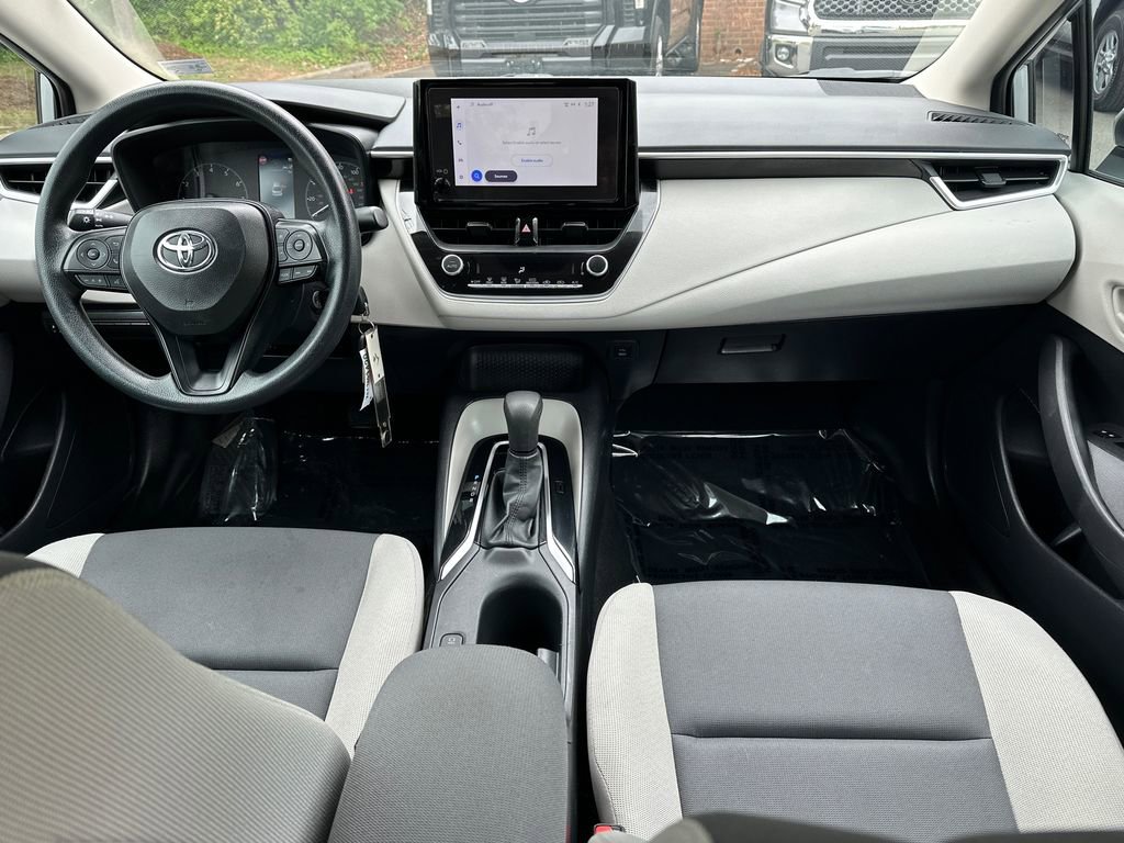 Used 2024 Toyota Corolla LE FWD image 14