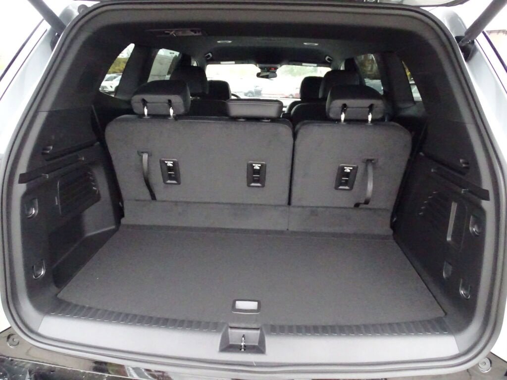 New 2025 Buick Enclave Sport Touring w/ Super Cruise Package image 19