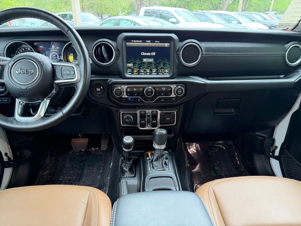 Used 2023 Jeep Wrangler Unlimited Sahara w/ Cold Weather Group image 13