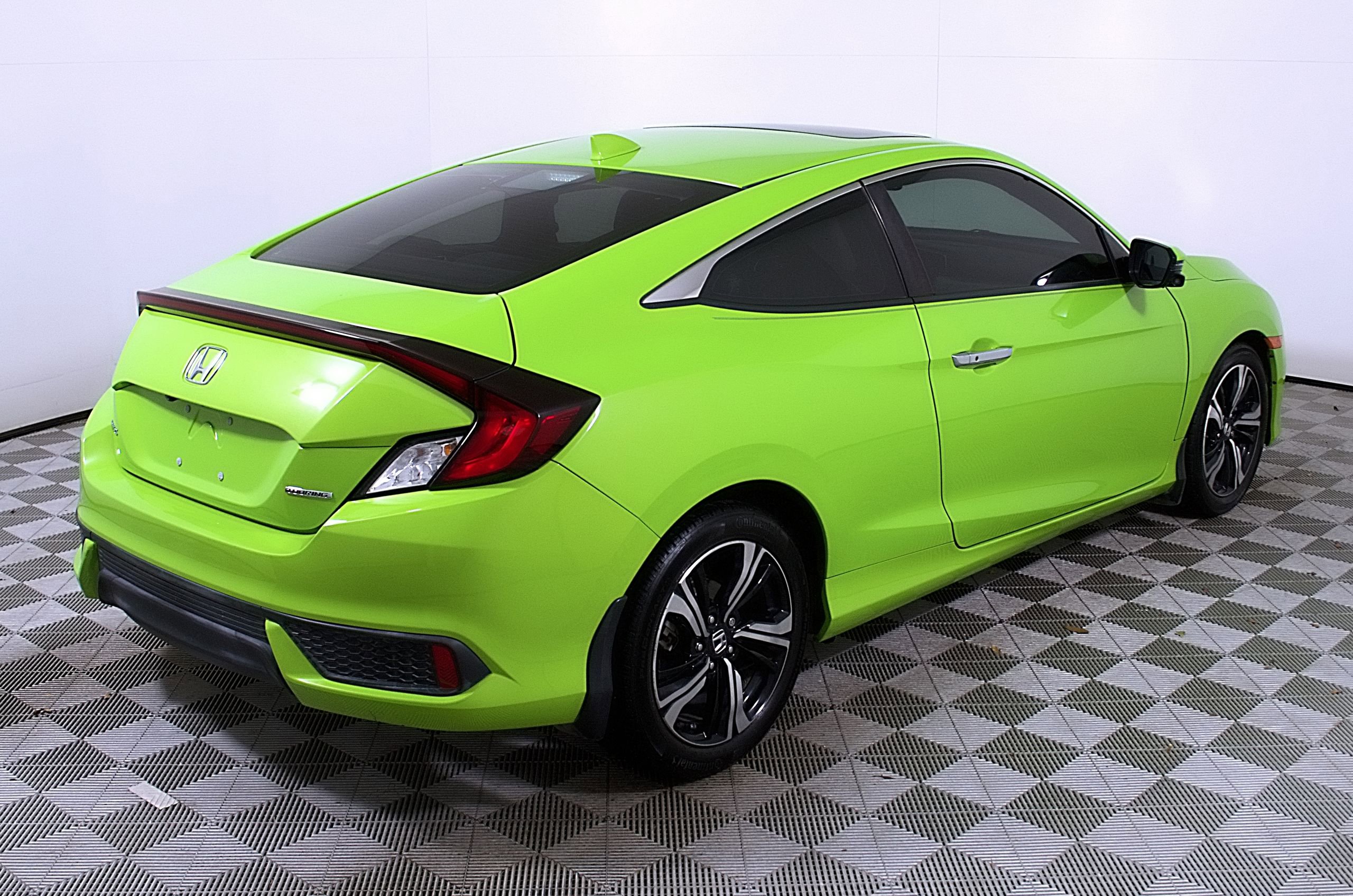 Used 2016 Honda Civic Touring image 7