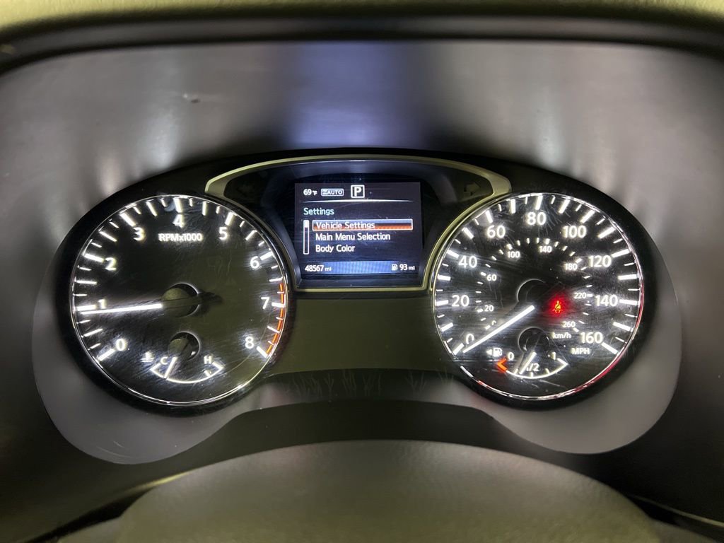 Used 2017 Nissan Pathfinder S AWD/4WD image 21