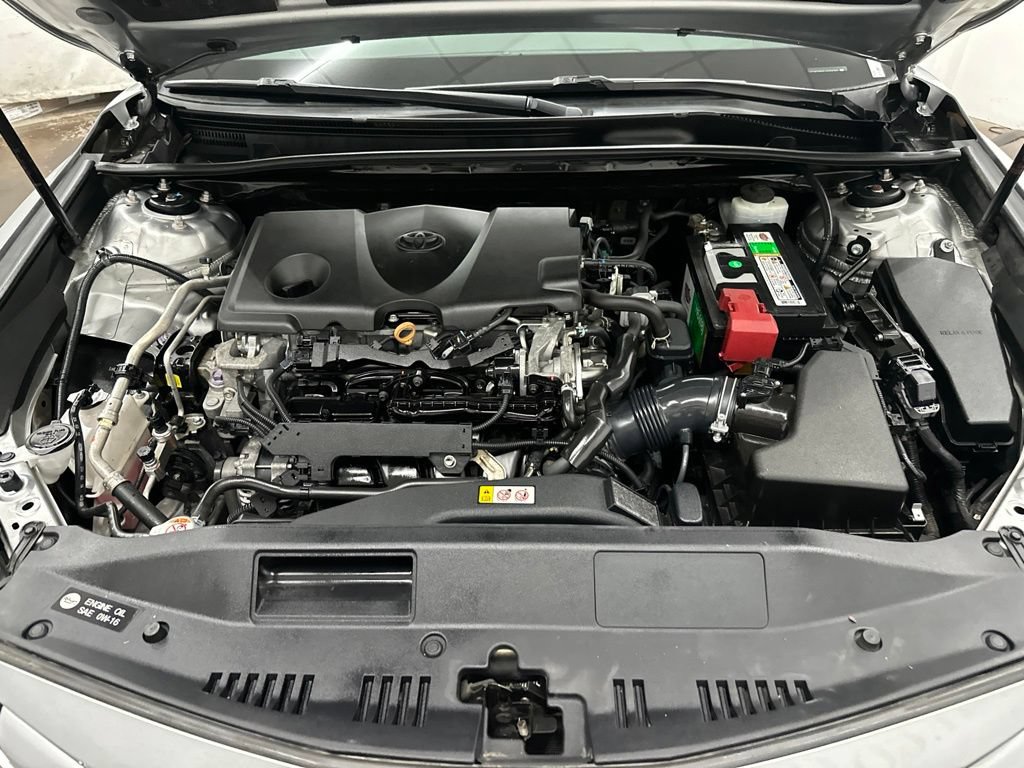 Used 2018 Toyota Camry LE FWD image 13