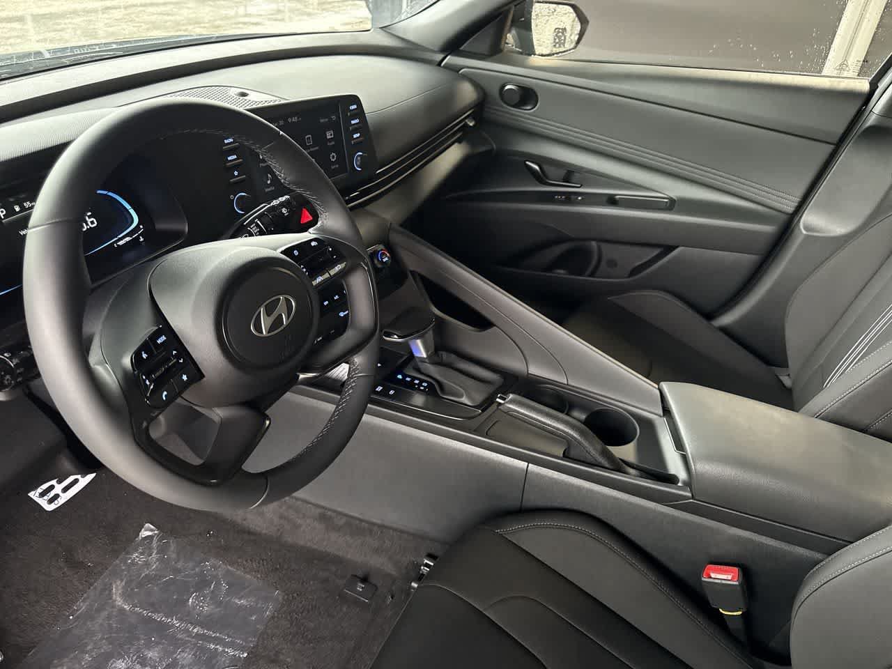 New 2026 Hyundai Elantra Sport w/ Cargo Package FWD image 13