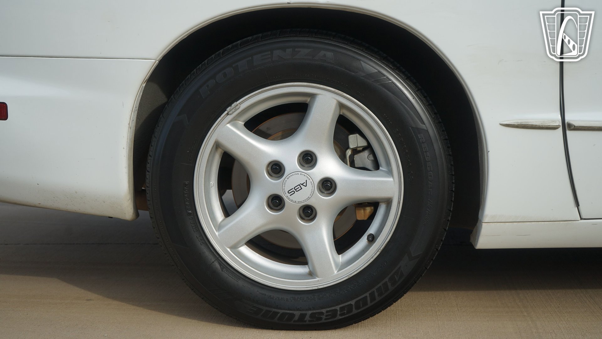 Used 1998 Pontiac Firebird Formula w/ Opt Pkg image 40