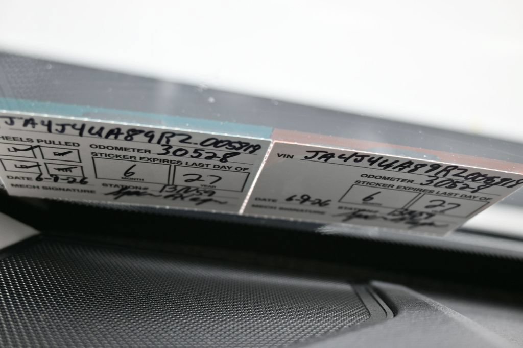 Used 2024 Mitsubishi Outlander ES AWD/4WD image 10