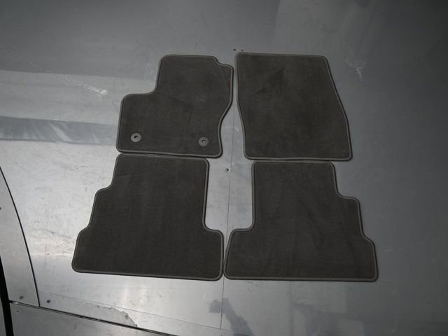 Used 2017 Ford Escape SE image 37