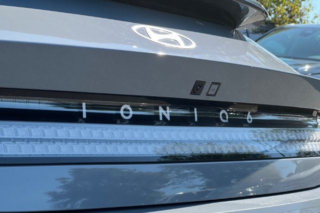 Used 2023 Hyundai Ioniq 6 SEL RWD image 33