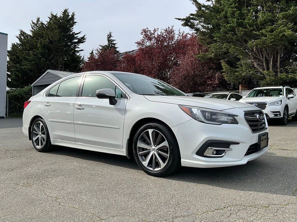 Used 2019 Subaru Legacy 3.6R Limited AWD/4WD image 2