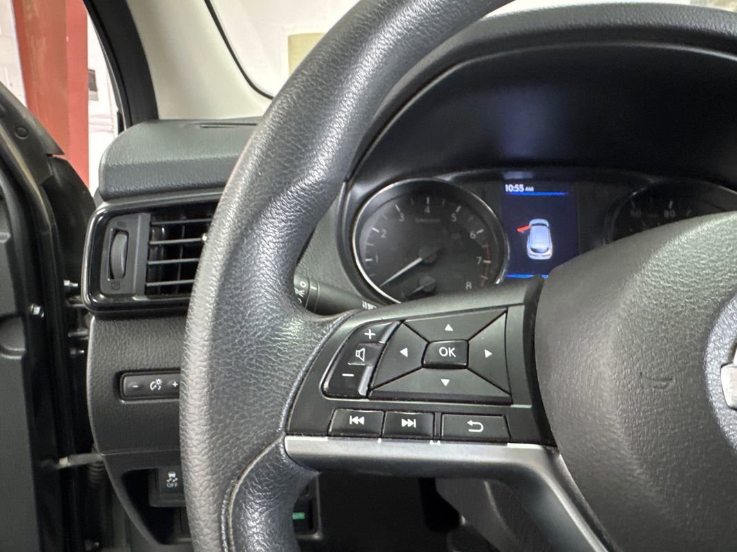 Used 2020 Nissan Rogue Sport SV AWD/4WD image 12