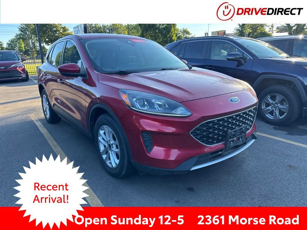 Used 2020 Ford Escape SE FWD image 1