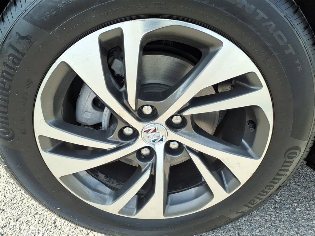 Certified 2023 Buick Envision Essence FWD image 11