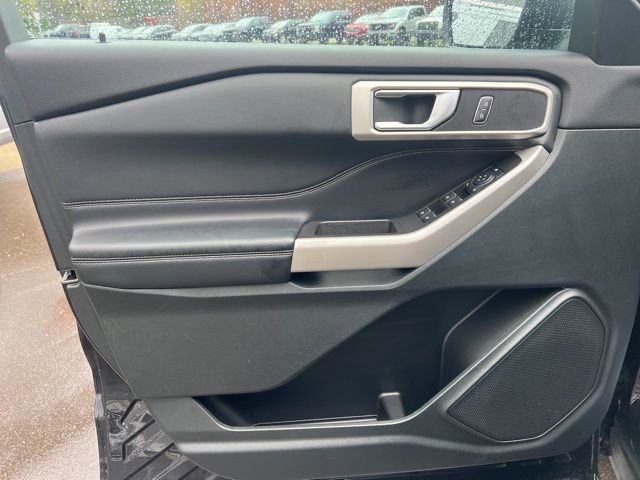 Used 2024 Ford Explorer XLT image 21