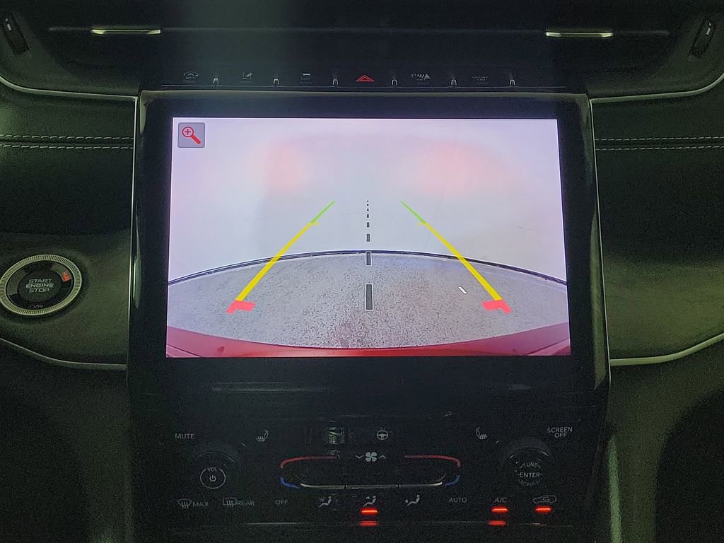 Used 2023 Jeep Grand Cherokee Limited w/ Black Appearance Package RWD image 21