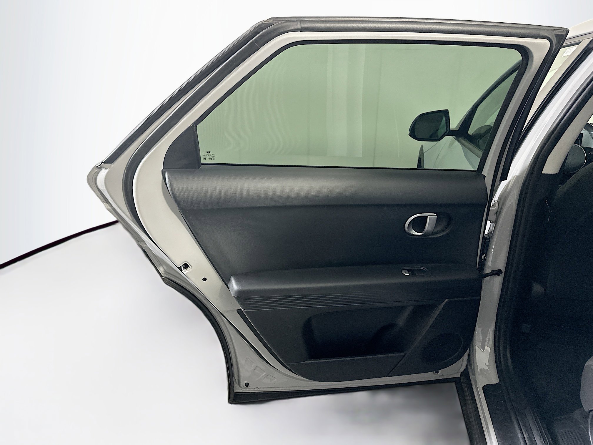 Used 2024 Hyundai Ioniq 5 SEL RWD image 27