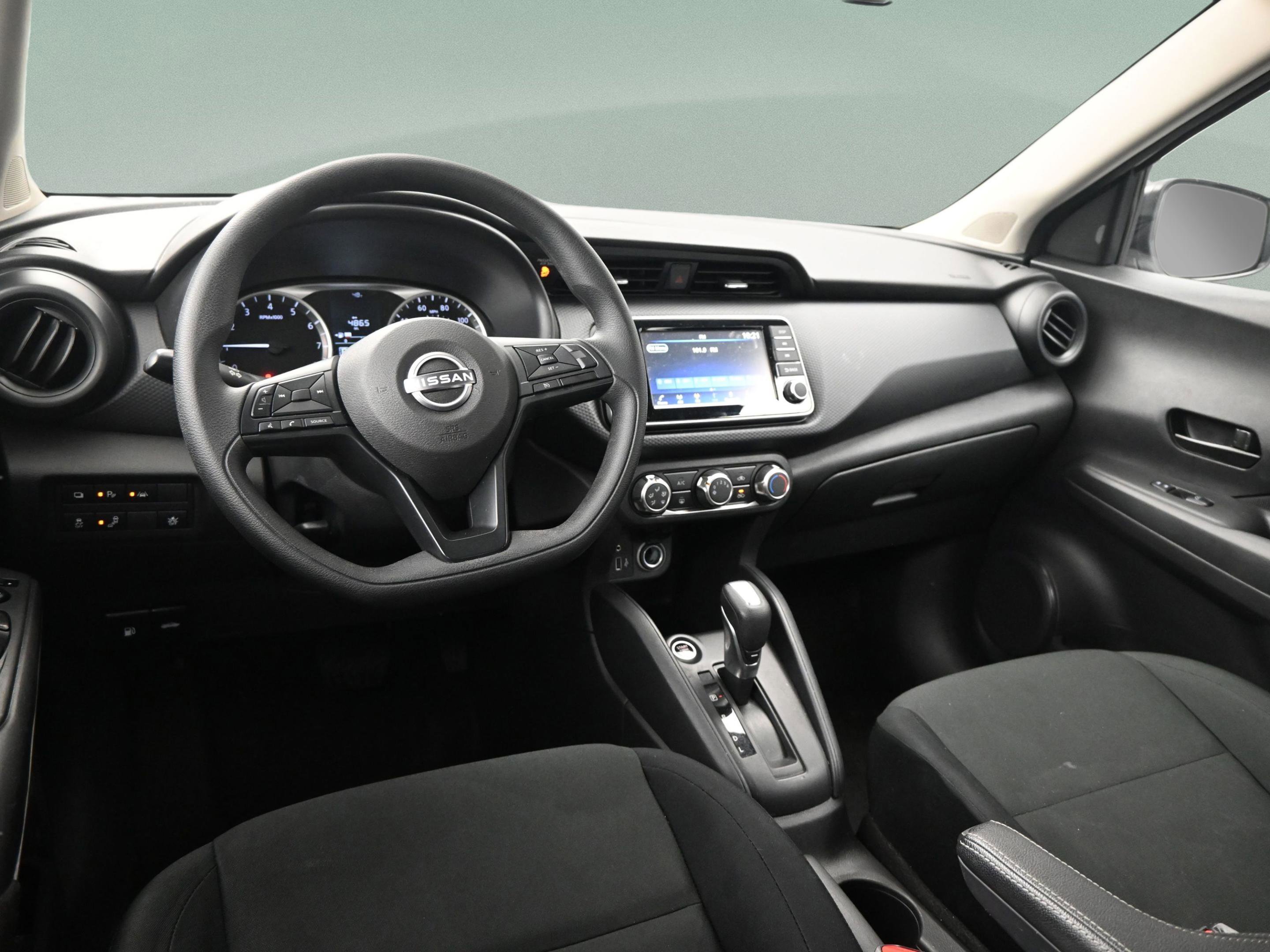 Used 2025 Nissan Kicks Play S image 35