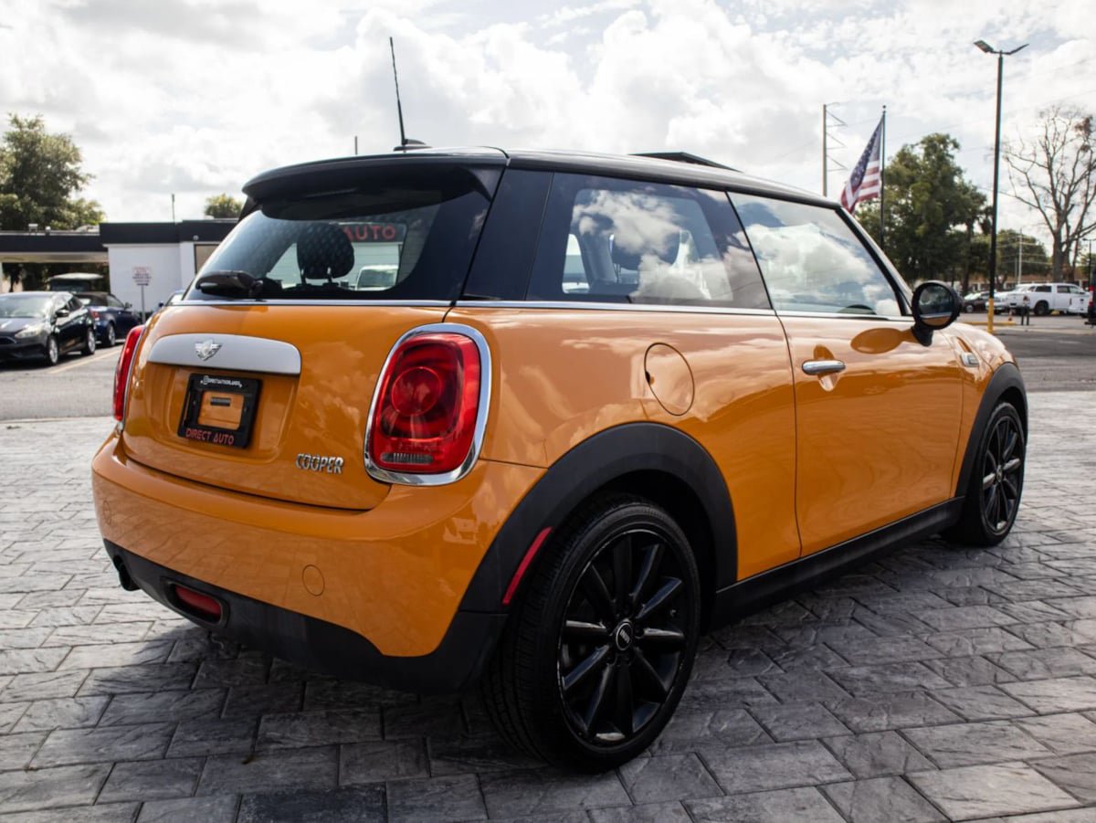 Used 2014 MINI Cooper 2-Door Hardtop FWD image 10