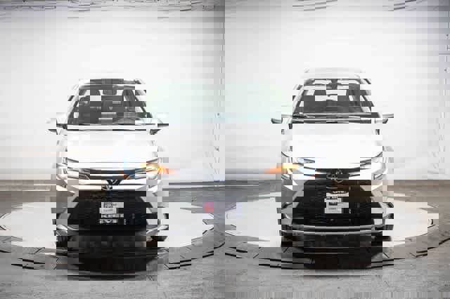 Certified 2022 Toyota Corolla LE image 6