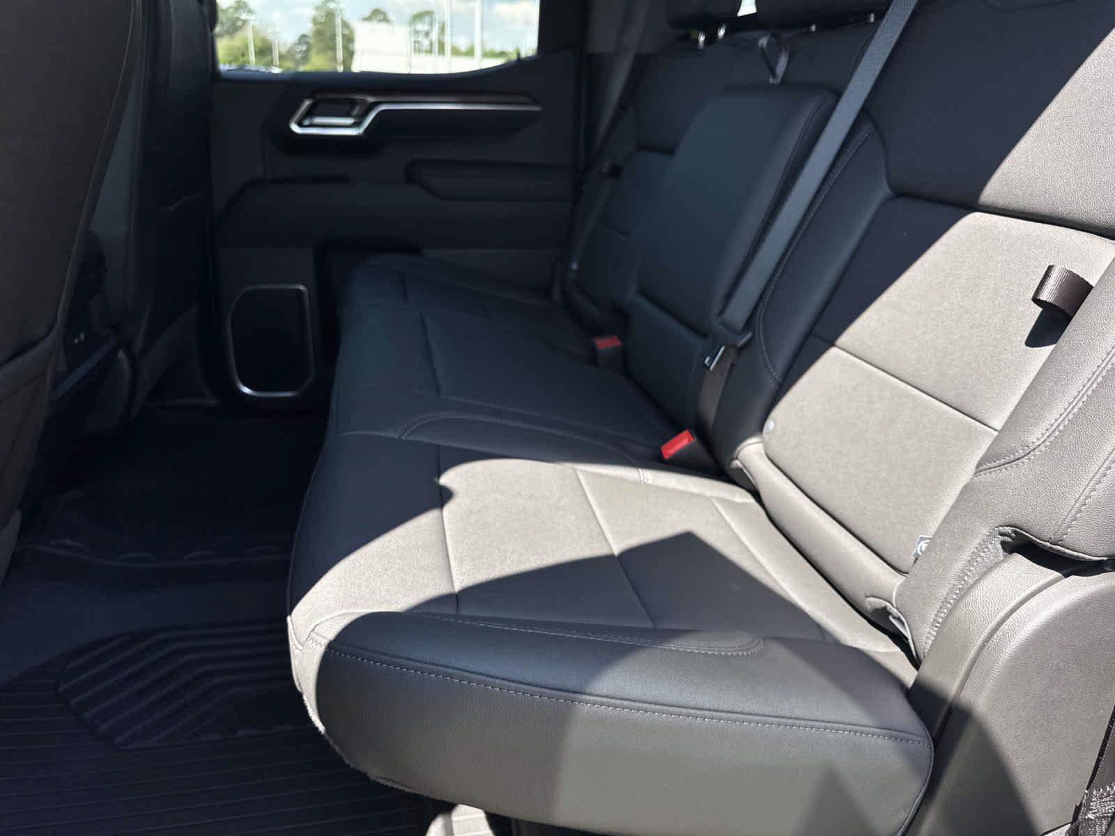 New 2026 Chevrolet Silverado 1500 RST AWD/4WD image 8